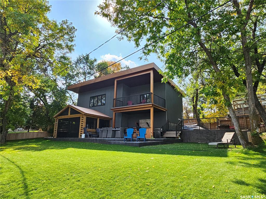 MLS® listing #SK018613 for sale located at 1202 Tatanka Drive