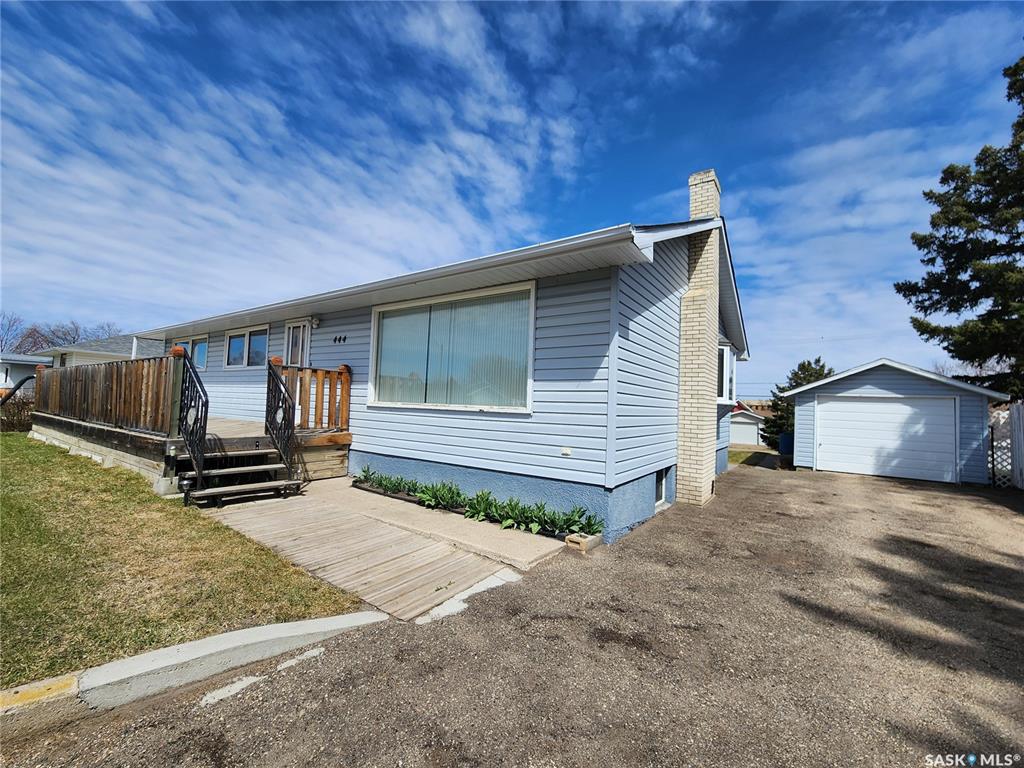 Third View of 444 10th Avenue W, Melville, Saskatchewan, S0A 2P0