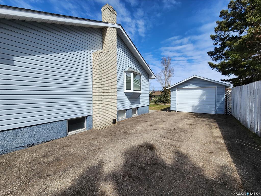 Fourth View of 444 10th Avenue W, Melville, Saskatchewan, S0A 2P0
