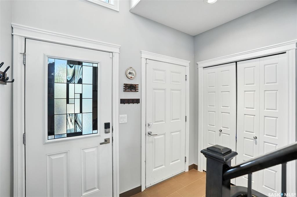 Third View of 919 Hargreaves Manor, Hampton Village, Saskatoon, Saskatchewan, S7R 0K5