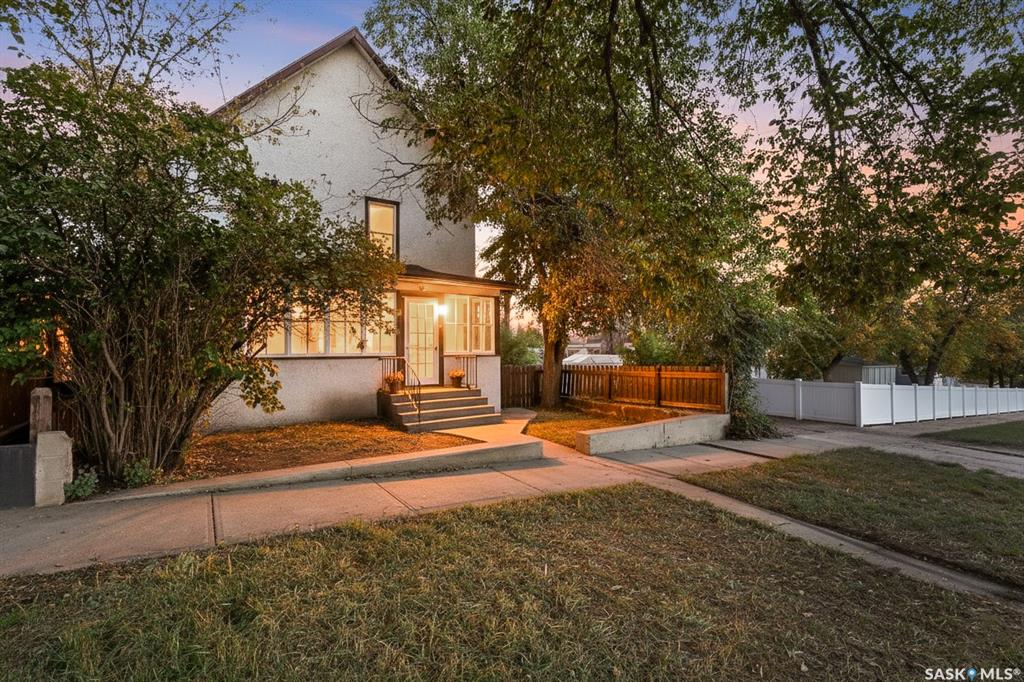 827 Elgin Avenue, SK018914, Saskatchewan,