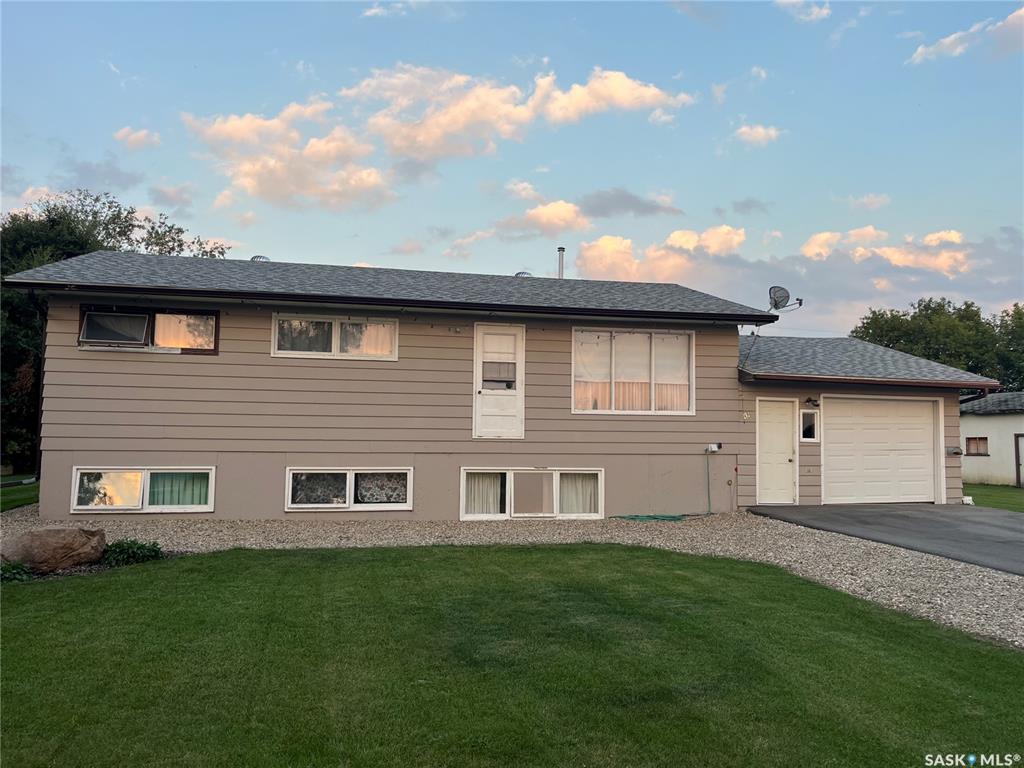 40 42 6th Street Ne #NE, SK018934, Saskatchewan,