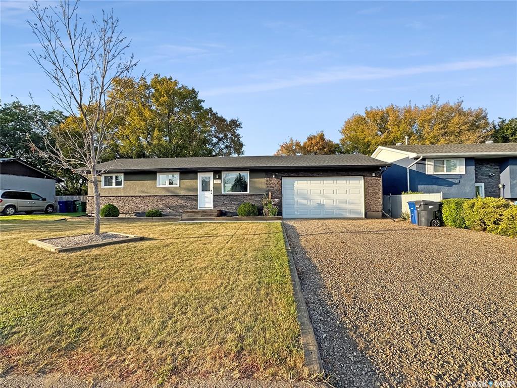 322 33rd Street, SK018946, Saskatchewan,