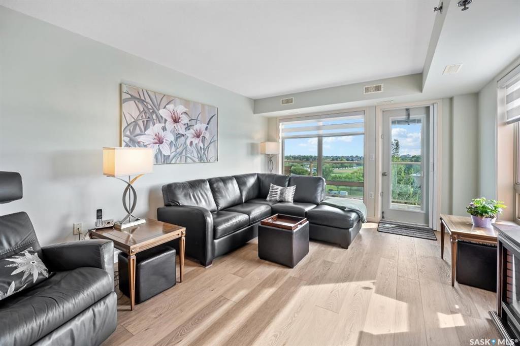 Second View of 2221 Adelaide Street #802, Nutana S.C., Saskatoon, Saskatchewan, S7J 5L9