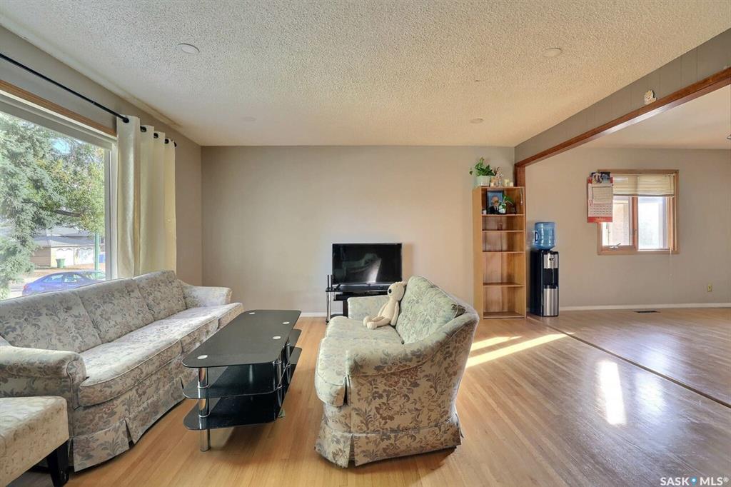 Third View of 1840 Rupert Street, Glen Elm Park, Regina, Saskatchewan, S4N 1W5
