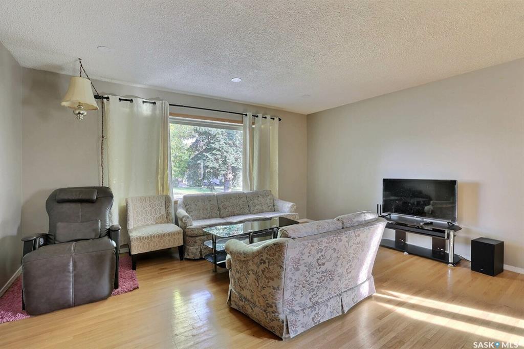 Fourth View of 1840 Rupert Street, Glen Elm Park, Regina, Saskatchewan, S4N 1W5