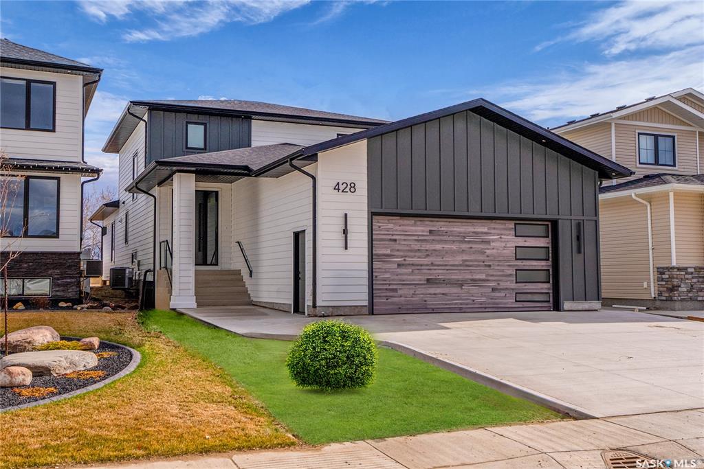 428 Woolf Bend, SK019250, Saskatchewan,