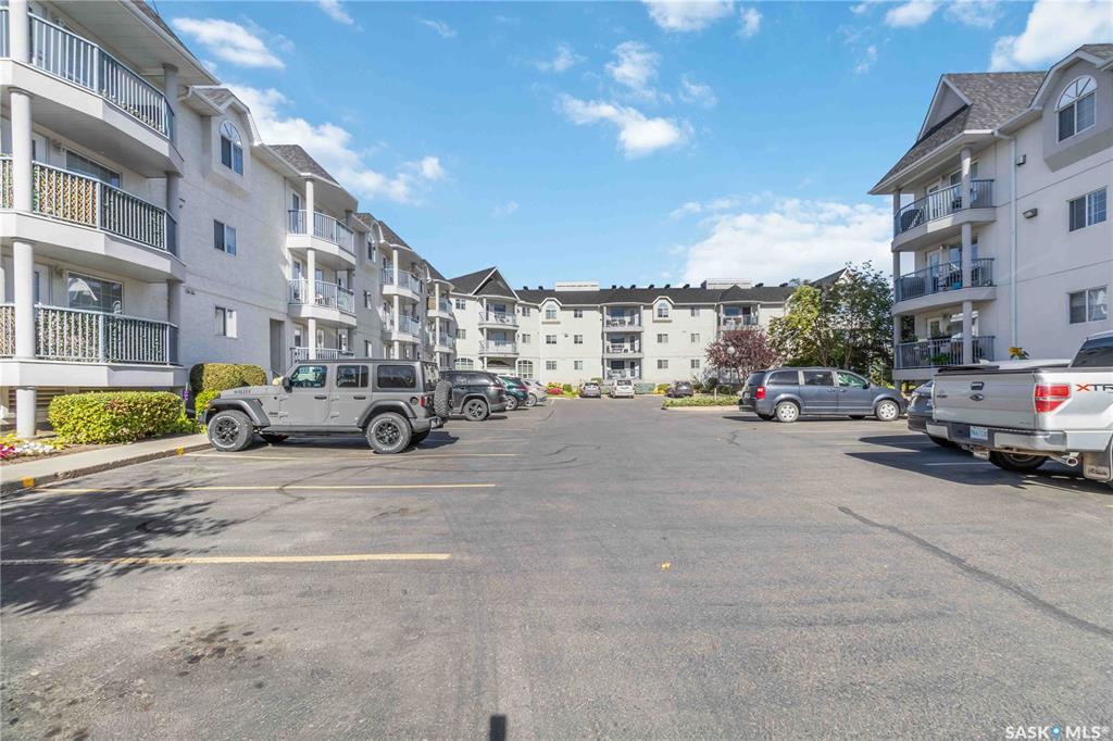 Fourth View of 930 Heritage View #205, Wildwood, Saskatoon, Saskatchewan, S7H 5S6