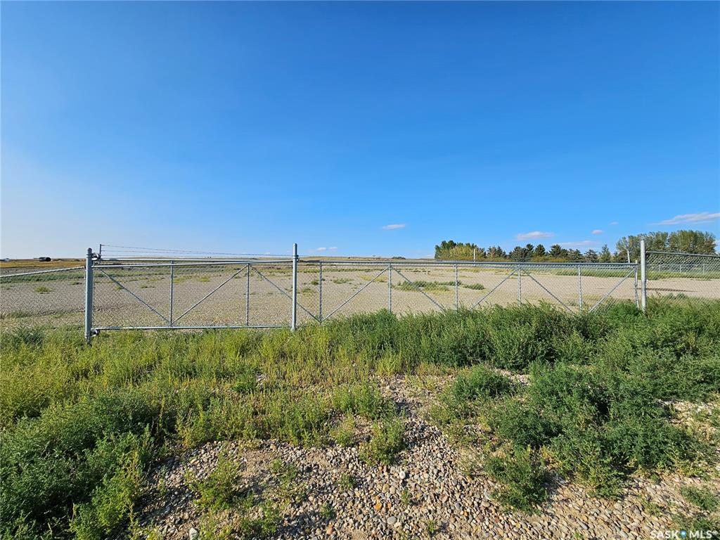 2687 North Service Road W, SK019327, Saskatchewan,