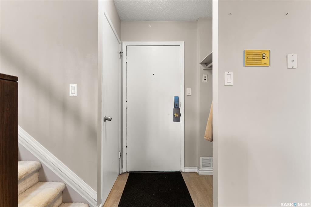 Fourth View of 4204 Castle Road #B, Whitmore Park, Regina, Saskatchewan, S4S 4W1