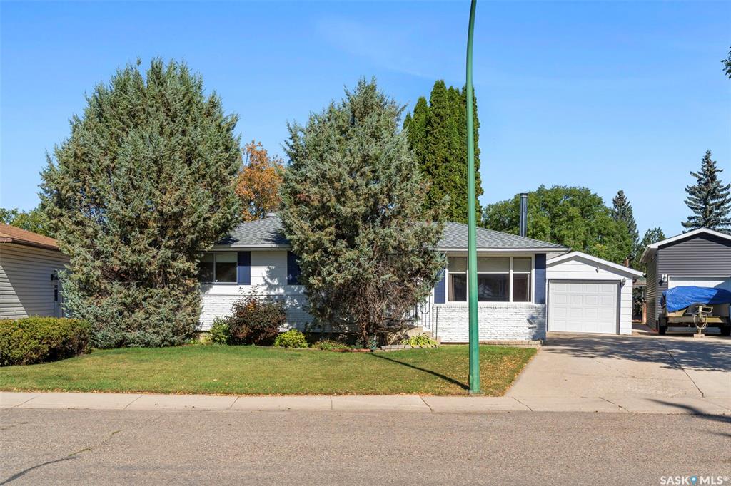 MLS® listing #SK019452 for sale located at 389 Balsam Crescent