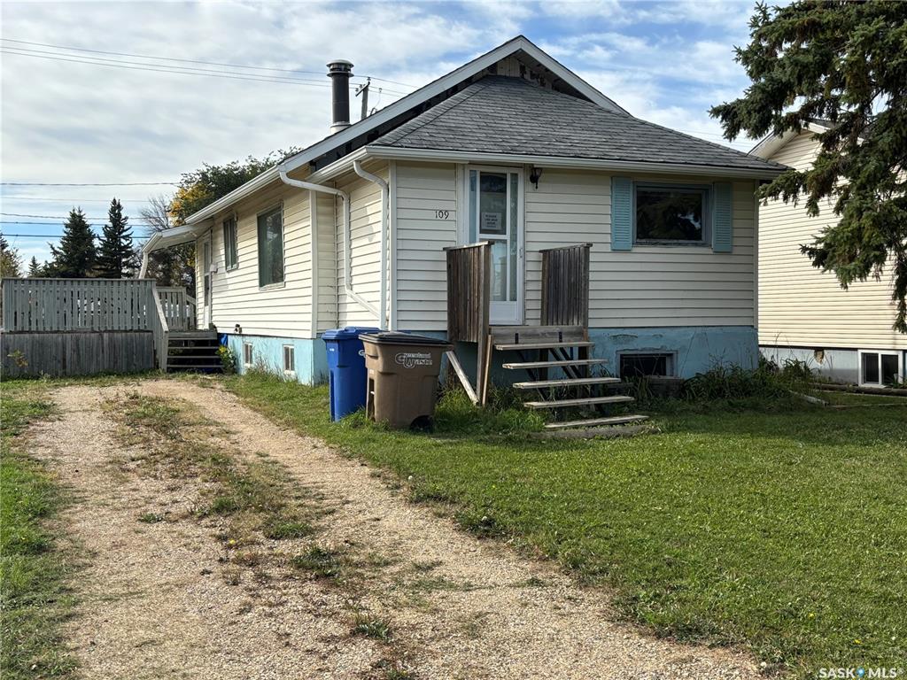 109 Burns Avenue W, SK019536, Saskatchewan,
