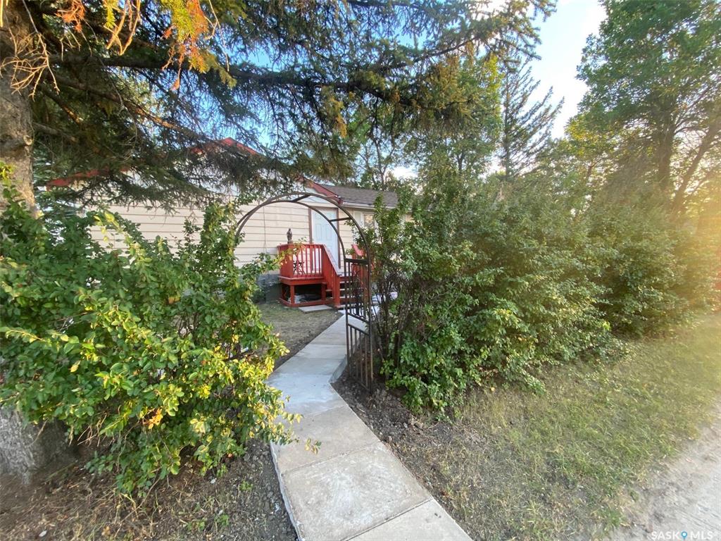 Second View of 1800 Forget Street, Pioneer Village, Regina, Saskatchewan, S4T 4Y7