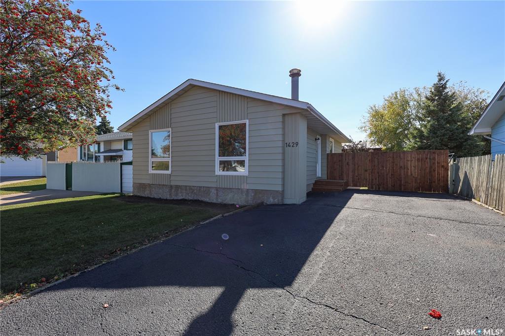 1429 Lacroix Crescent, SK019633, Saskatchewan,