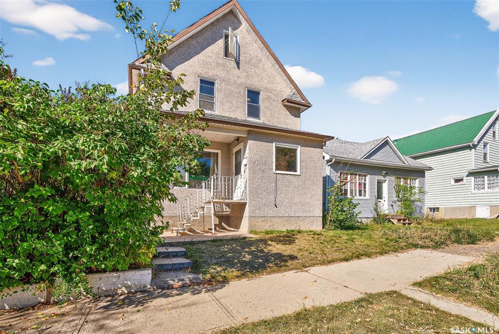 MLS® listing #SK019710 for sale located at 1132 2nd Avenue Ne