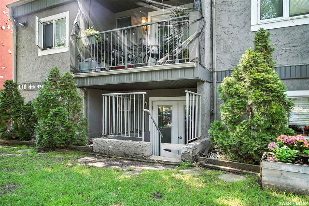 Third View of 431 4th Avenue N #103, City Park, Saskatoon, Saskatchewan, S7K 2M4