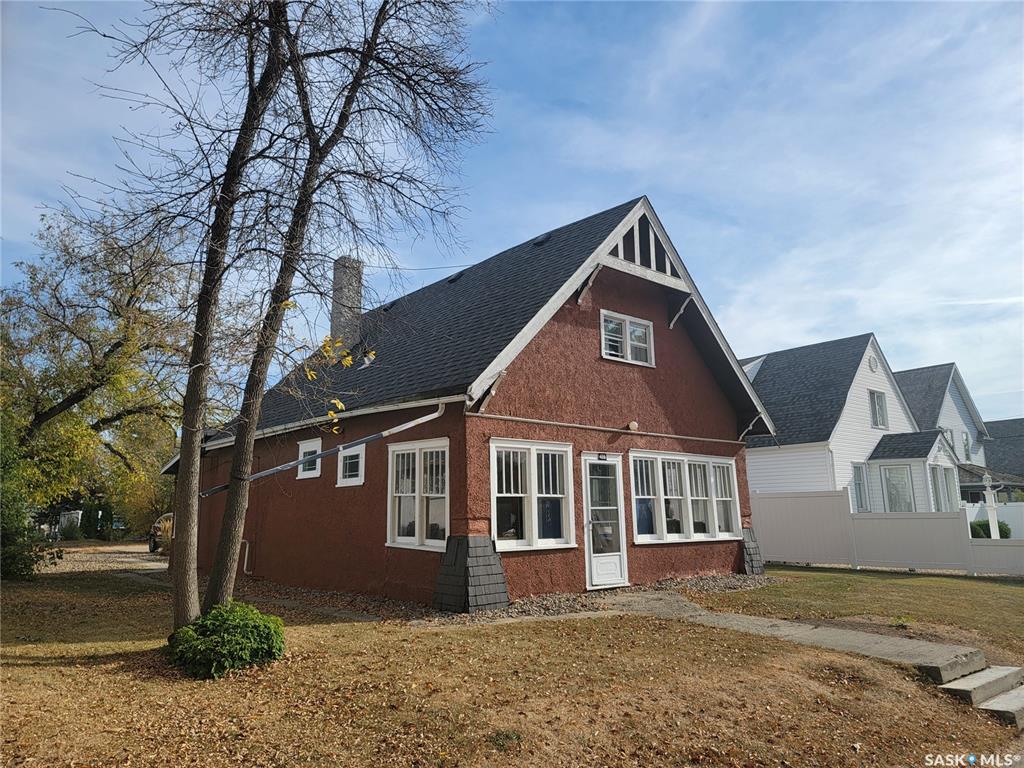 Second View of 406 1st Street E, Wilkie, Saskatchewan, S0K 4W0