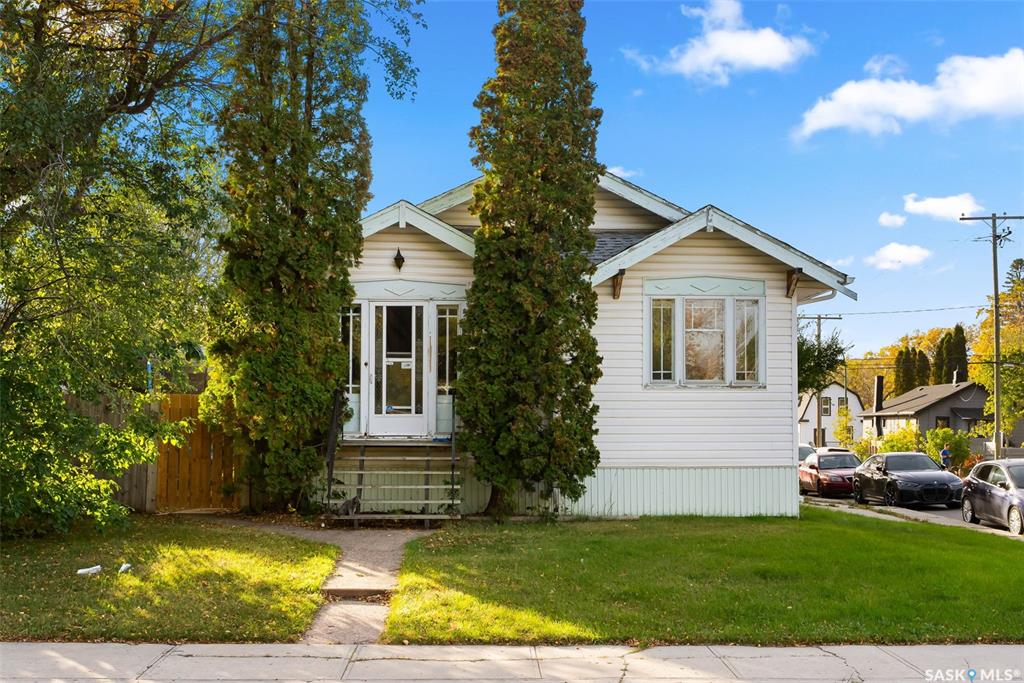 1400 Queen Street, SK019904, Saskatchewan,