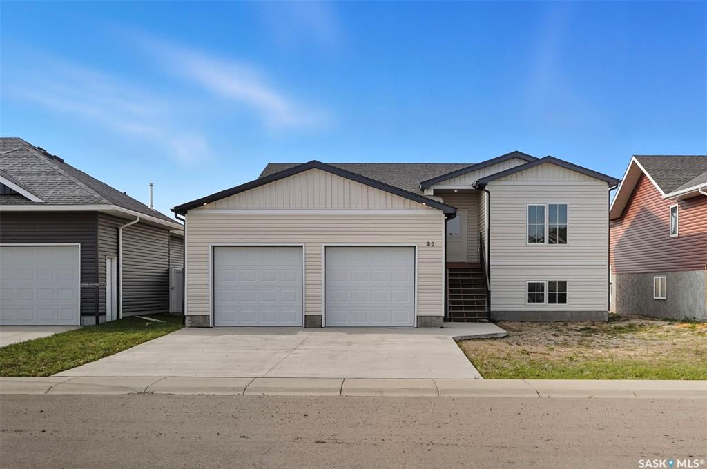 92 Diefenbaker Avenue, SK020065, Saskatchewan,