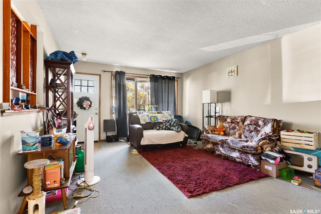 Second View of 1437 Rupert Street, Glen Elm Park, Regina, Saskatchewan, S4N 1V9