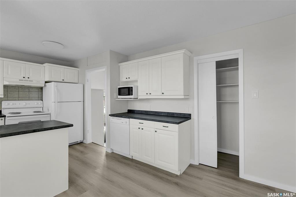 Fourth View of 3356 Grant Road, Whitmore Park, Regina, Saskatchewan, S4S 5H5