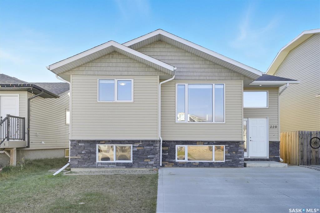 220 Warwick Crescent, SK020264, Saskatchewan,