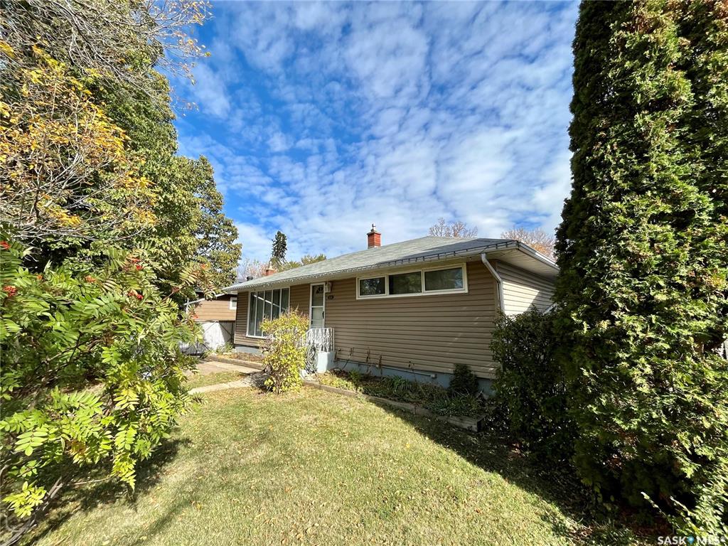 Third View of 2535 Rothwell Street, Dominion Heights RG, Regina, Saskatchewan, S4N 2C9