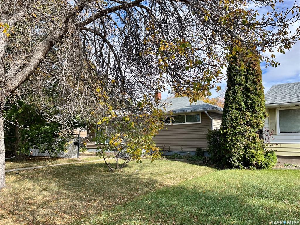Fourth View of 2535 Rothwell Street, Dominion Heights RG, Regina, Saskatchewan, S4N 2C9