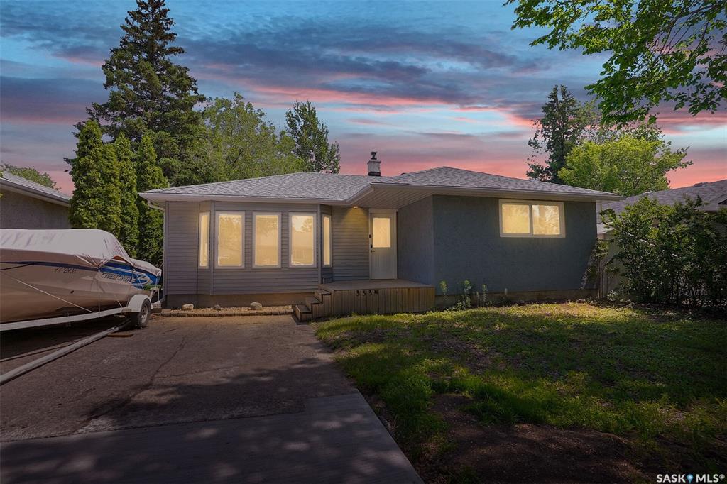 Fourth View of 333 Toronto Street N, Churchill Downs, Regina, Saskatchewan, S4R 2T7
