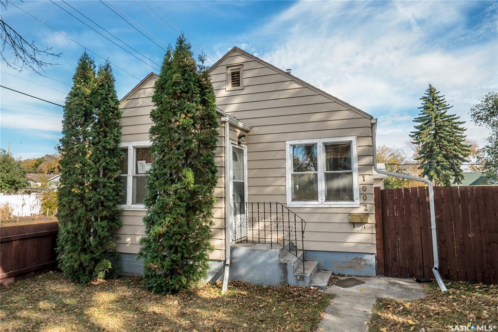 MLS® listing #SK020383 for sale located at 1002 J Avenue S