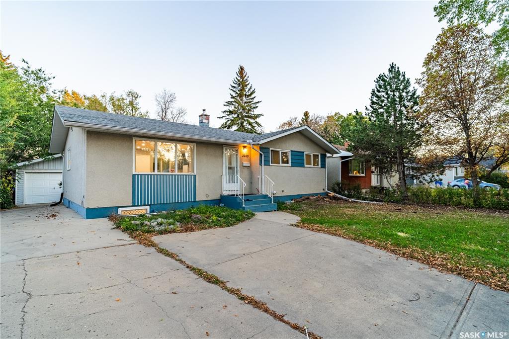 Second View of 3205 Grant Road, Whitmore Park, Regina, Saskatchewan, S4S 5H3
