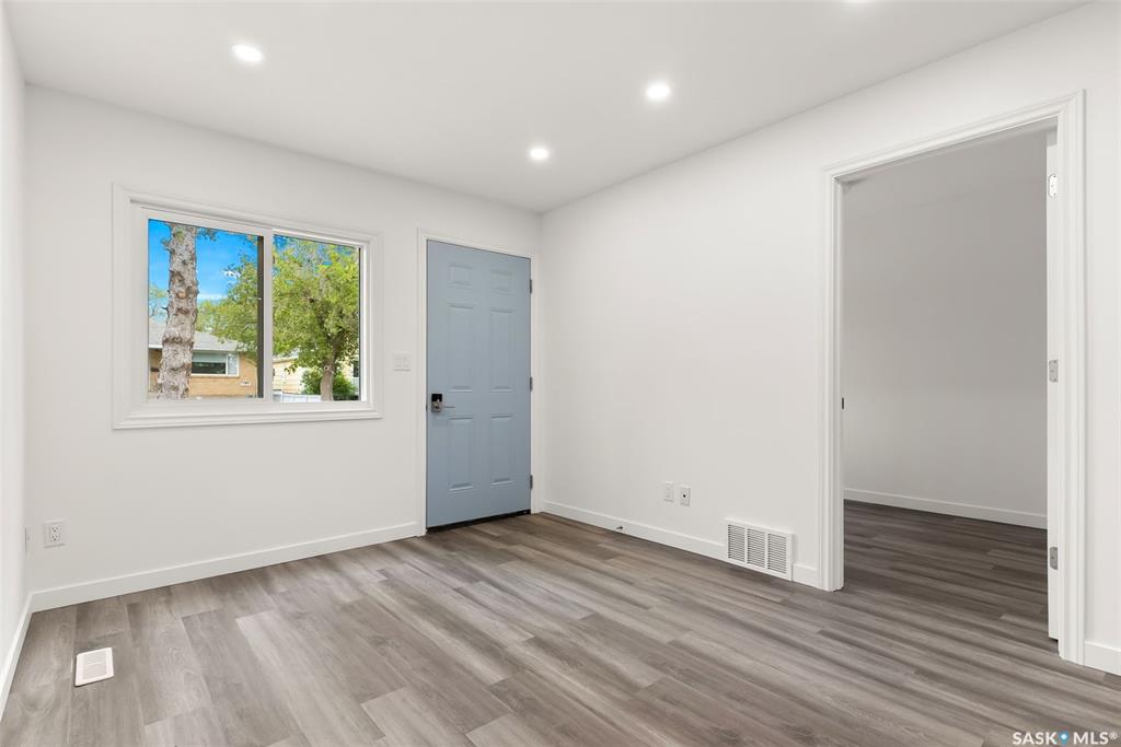 Fourth View of 2054 Embury Street, Broders Annex, Regina, Saskatchewan, S4N 2L6