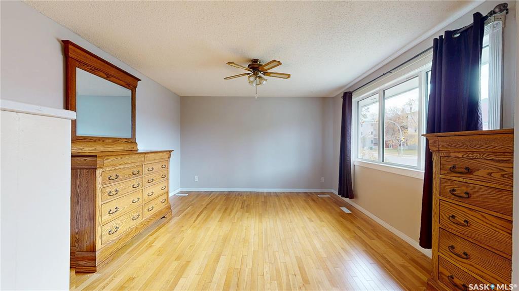 Fifth View of 88 Cambridge Avenue, Glencairn, Regina, Saskatchewan, S4N 0L1