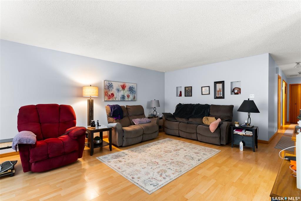 Fifth View of 1606 7th Avenue E, Glencairn, Regina, Saskatchewan, S4N 5S6