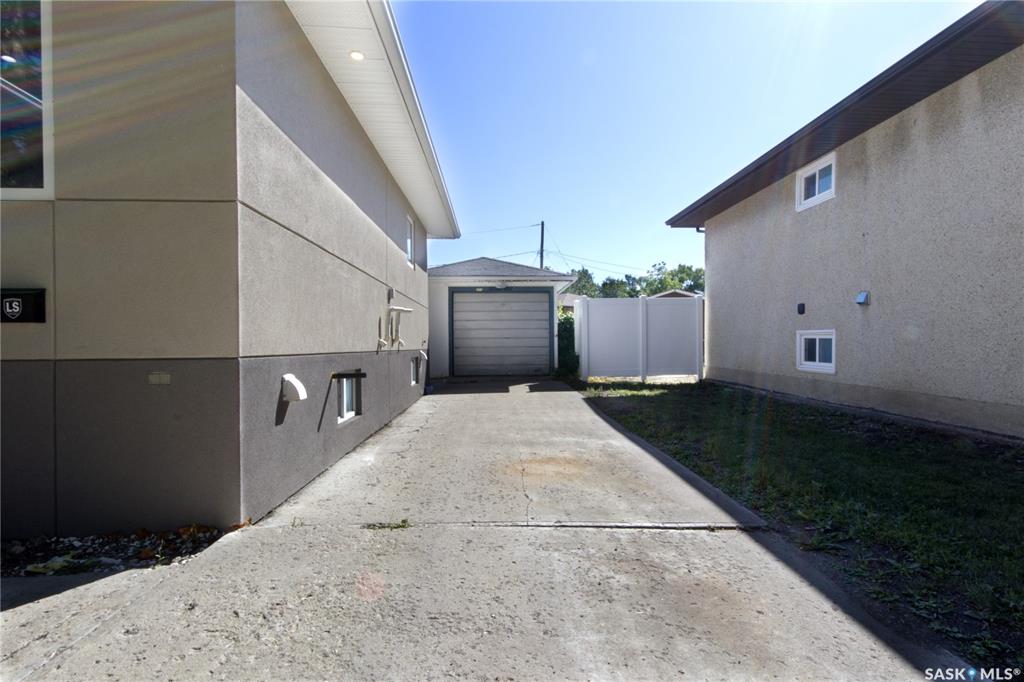 Second View of 2475 Francis Street, Arnhem Place, Regina, Saskatchewan, S4N 2R1