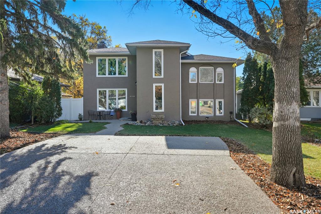 MLS® listing #SK020641 for sale located at 2807 Assiniboine Avenue