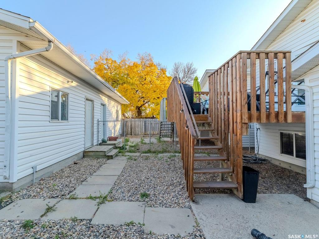 Fourth View of 1134 J Avenue N, Hudson Bay Park, Saskatoon, Saskatchewan, S7L 2L6