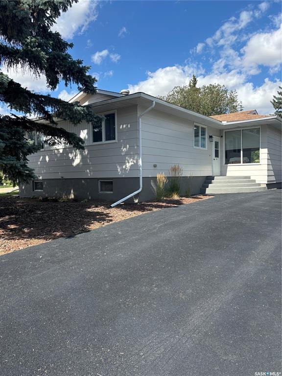 40 Overlord Crescent, SK020713, Saskatchewan,