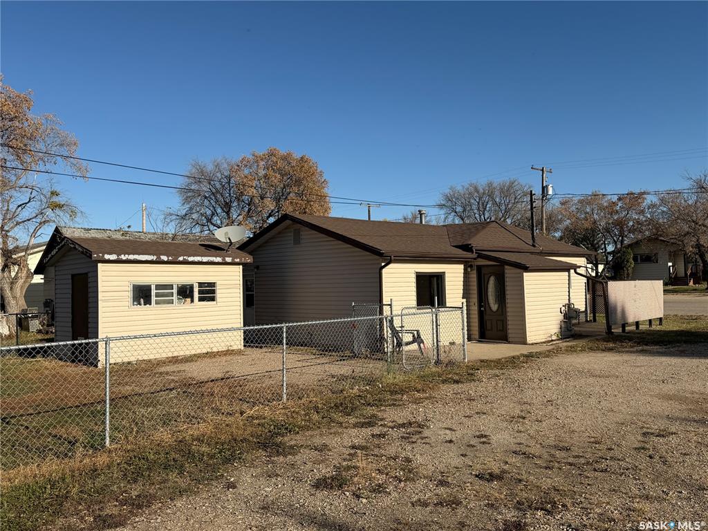 Third View of 322 2nd Avenue, Young, Saskatchewan, S0K 4Y0