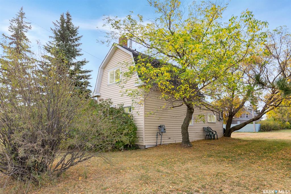 327 Railway Avenue, SK020758, Saskatchewan,