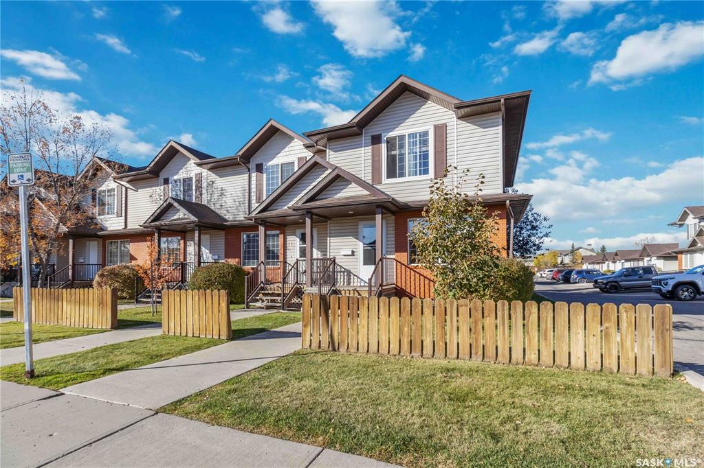 Second View of 135 Keedwell Street #20, Willowgrove, Saskatoon, Saskatchewan, S7W 0A3