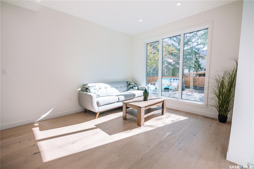 Fifth View of 2804 14th Avenue, Cathedral RG, Regina, Saskatchewan, S4T 5S8