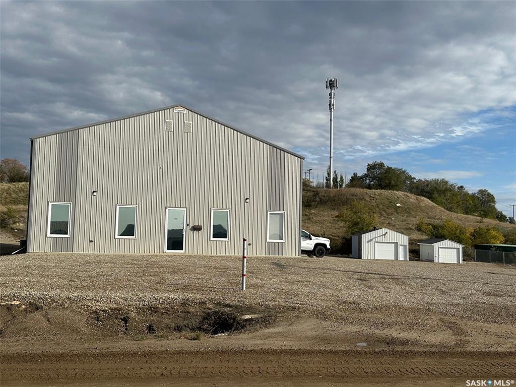 108 110 47 Highway S, SK020868, Saskatchewan,