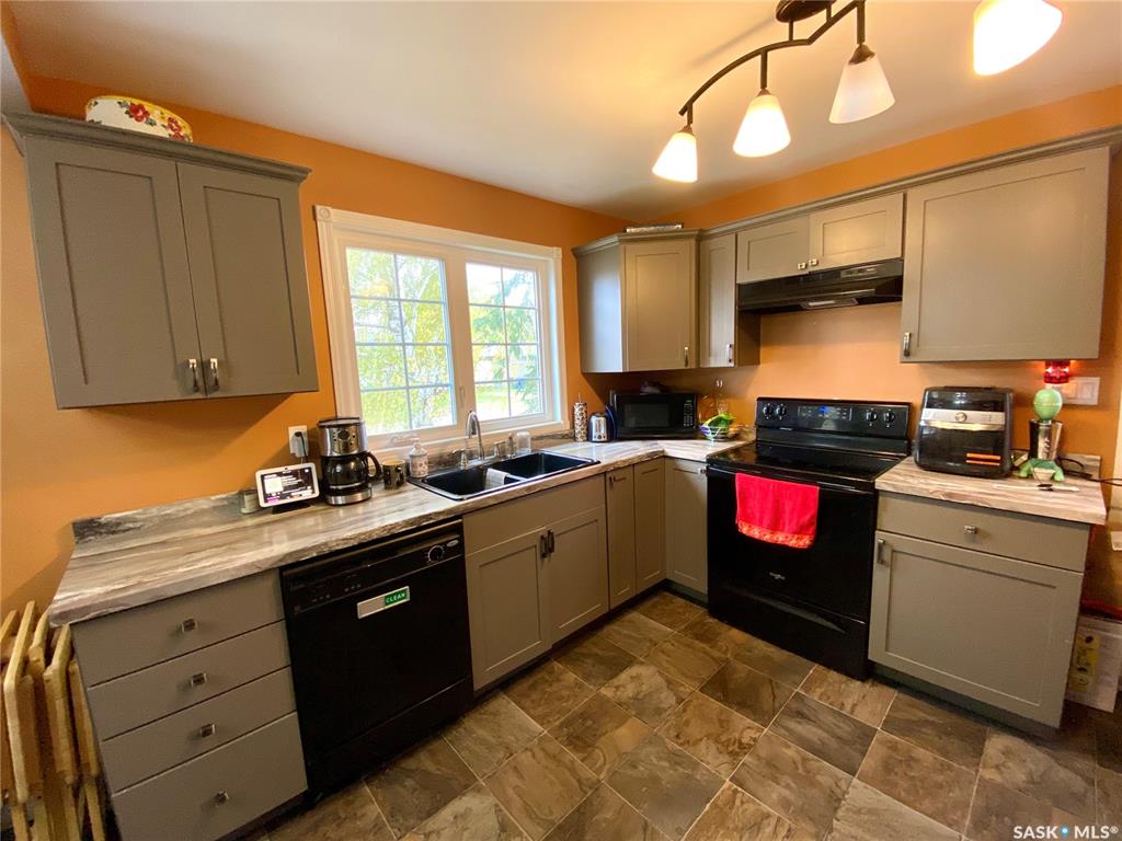 Third View of 204 4th Street E, Carnduff, Saskatchewan, S0C 0S0