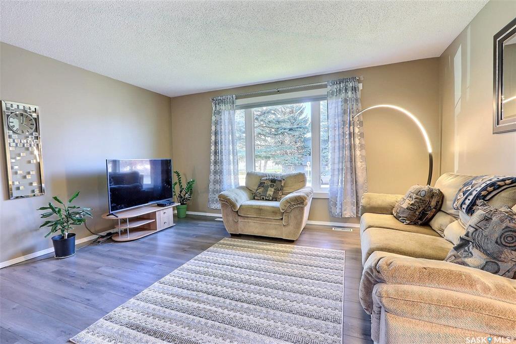 Third View of 1661 Olive Diefenbaker Drive, Crescent Acres, Prince Albert, Saskatchewan, S6V 7V9