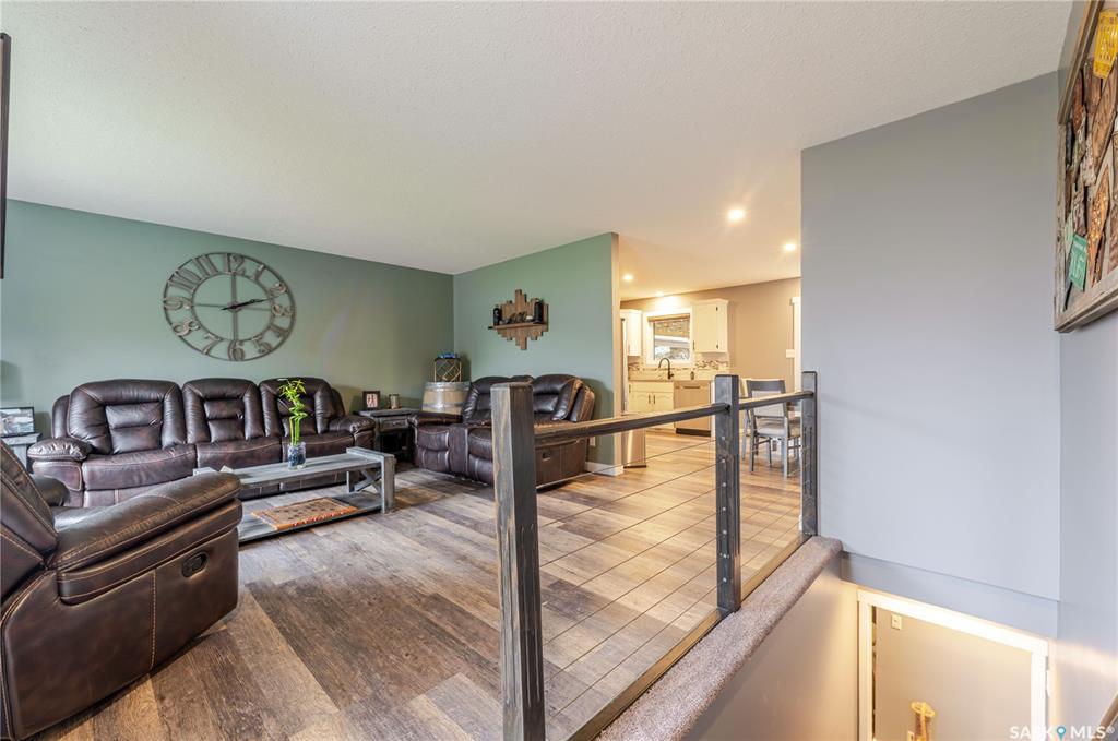 Fourth View of 41 Taylor Crescent, VLA/Sunningdale, Moose Jaw, Saskatchewan, S6J 1J6