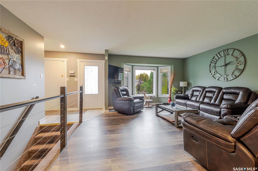 Fifth View of 41 Taylor Crescent, VLA/Sunningdale, Moose Jaw, Saskatchewan, S6J 1J6