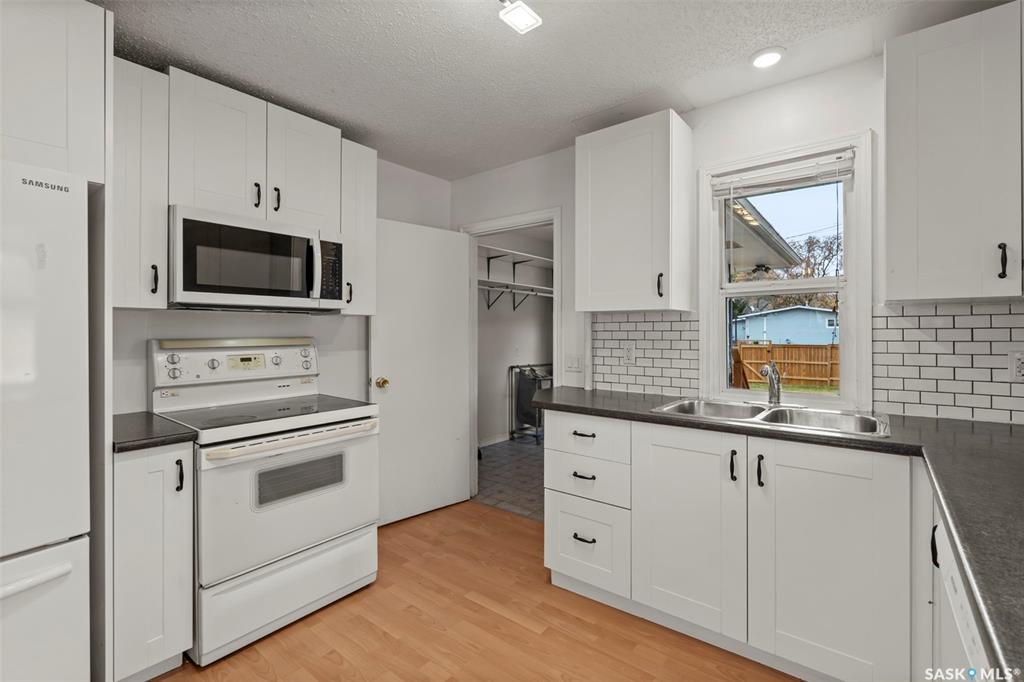 Fourth View of 1508 H Avenue N, Mayfair, Saskatoon, Saskatchewan, S7L 2E8