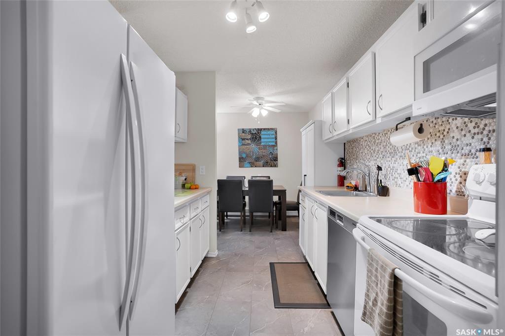 Fourth View of 4040 8th Street E #310B, Wildwood, Saskatoon, Saskatchewan, S7H 5L4