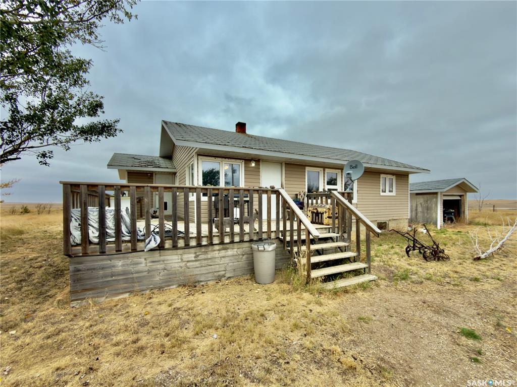 Third View of Gull Lake Acreage - Sutherland, Gull Lake Rm No. 139, Saskatchewan, S0N 1A0